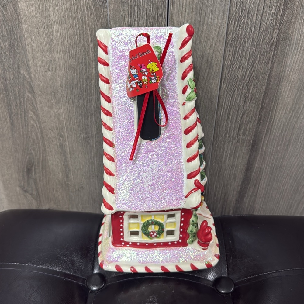 Blue Sky Clayworks Hello Kitty & Friends Christmas Red Striped Candle House - Picture 10 of 14